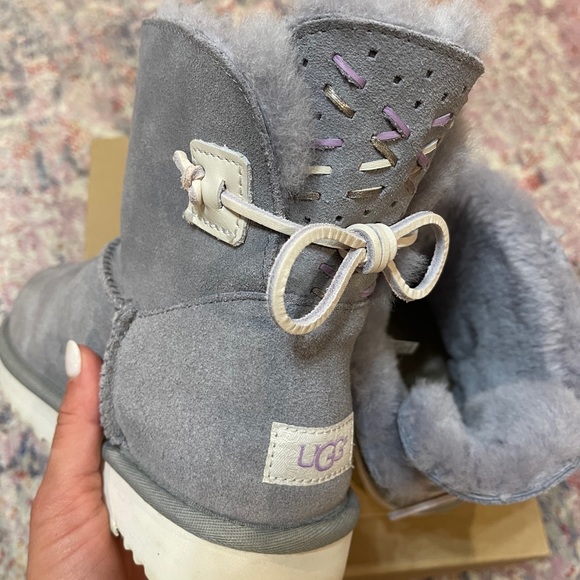 SOLD UGG Adoria Tehuano Classic Boot - Picture 5 of 9